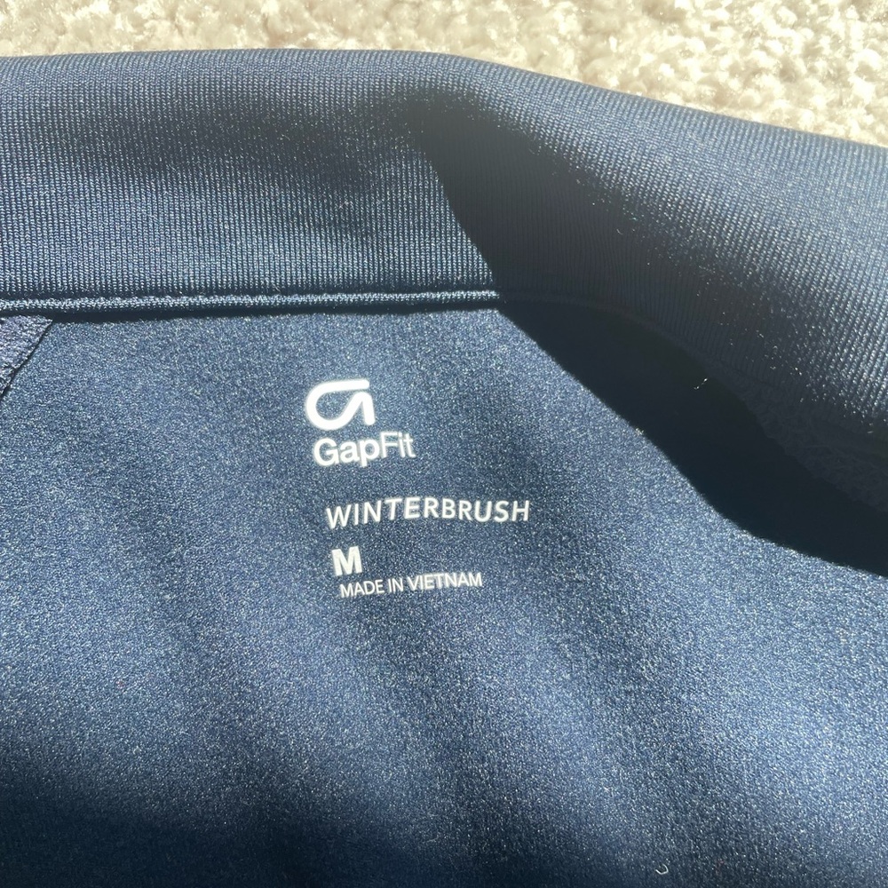 Gap Women's Navy Performance Jacket - image 2
